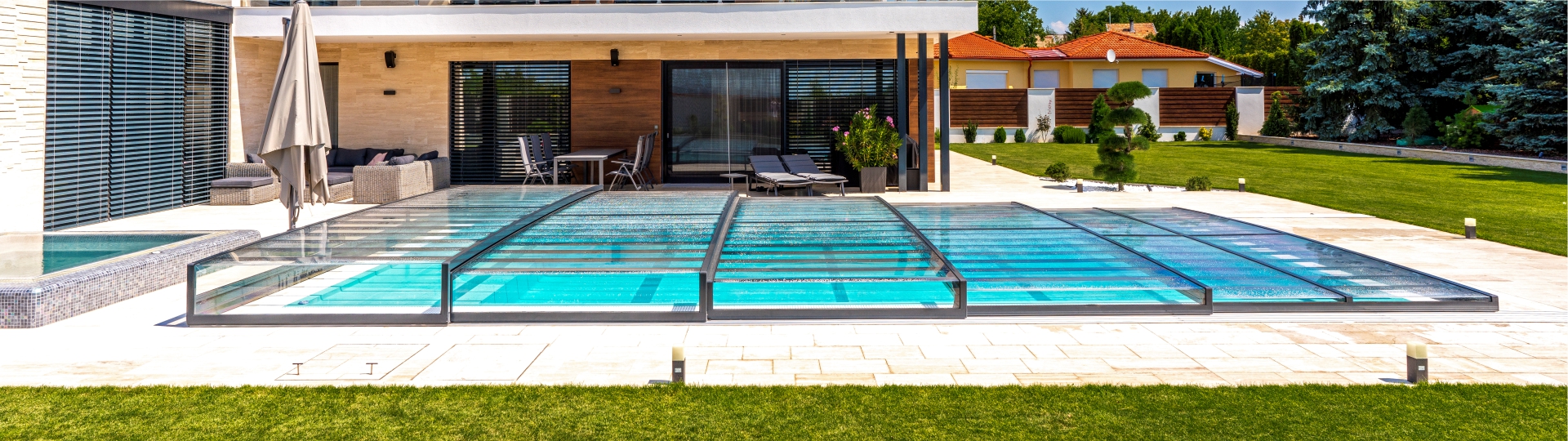  Flache Poolüberdachungen